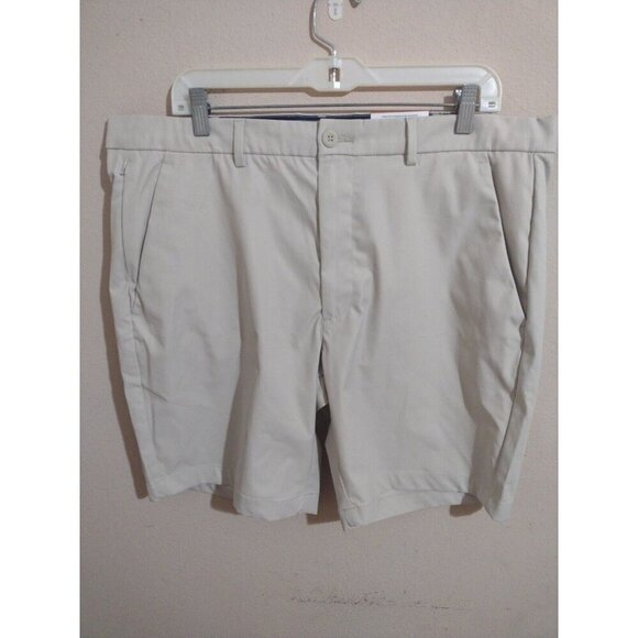 St Johns Bay Performance Comfort Stretch Shorts Mens 38 Brown, Beige Chino NWT - Picture 1 of 11